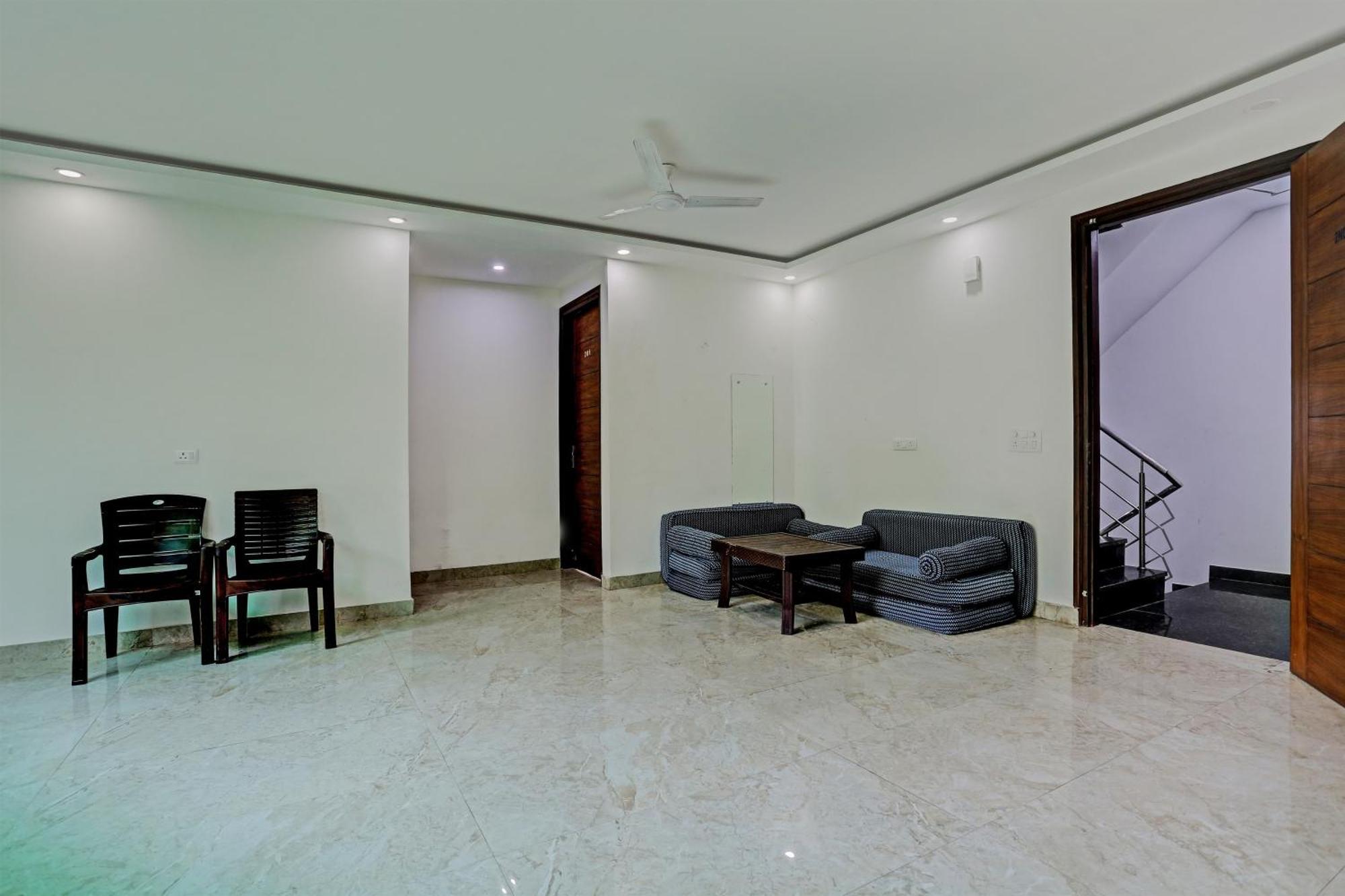 Hotel O Vikrant Residency Gurgáon Exteriér fotografie