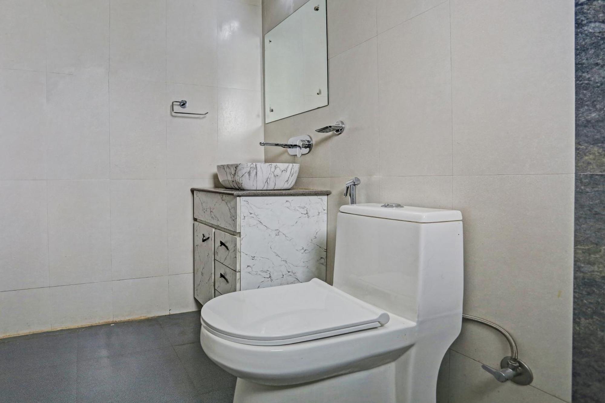 Hotel O Vikrant Residency Gurgáon Exteriér fotografie